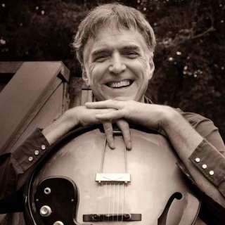 Asheville Sessions featuring Vollie Mckenzie