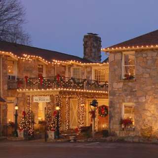 Holiday Tour of Historic Inns and Cookie Caper