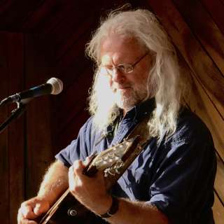 David Wiseman on the Orchard Pavilion Stage