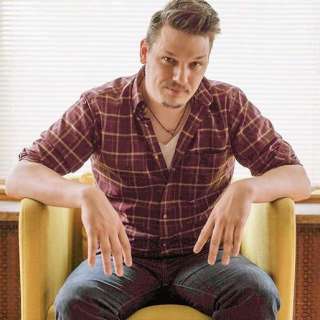 Beauty Parlor Comedy: Zach Peterson