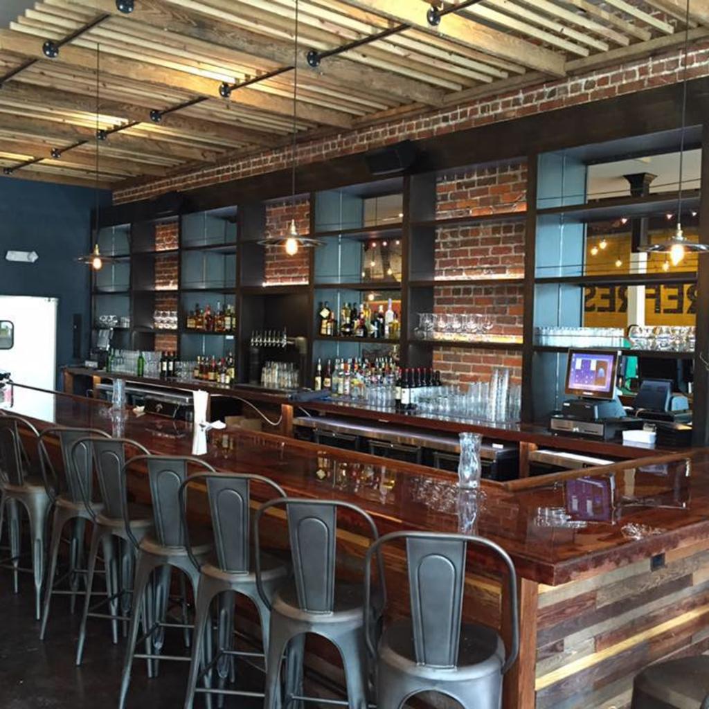 Dickinson-Avenue-Public-House.jpg