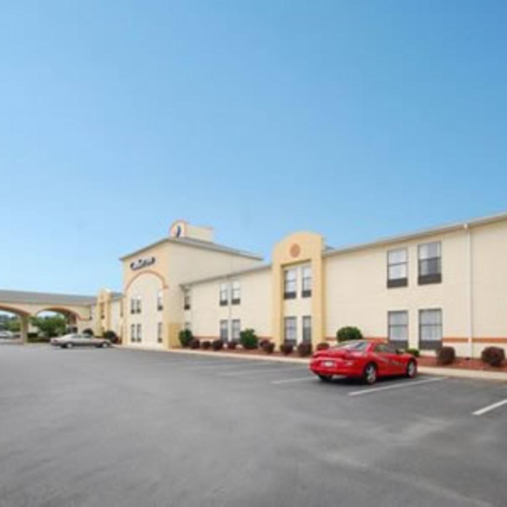 comfort-inn-greenville.jpg