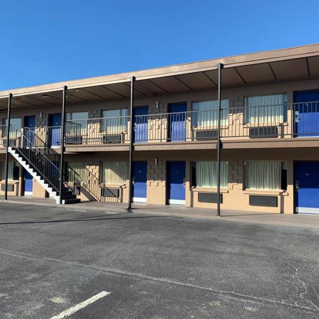 Uptown Greenville Hotel 2