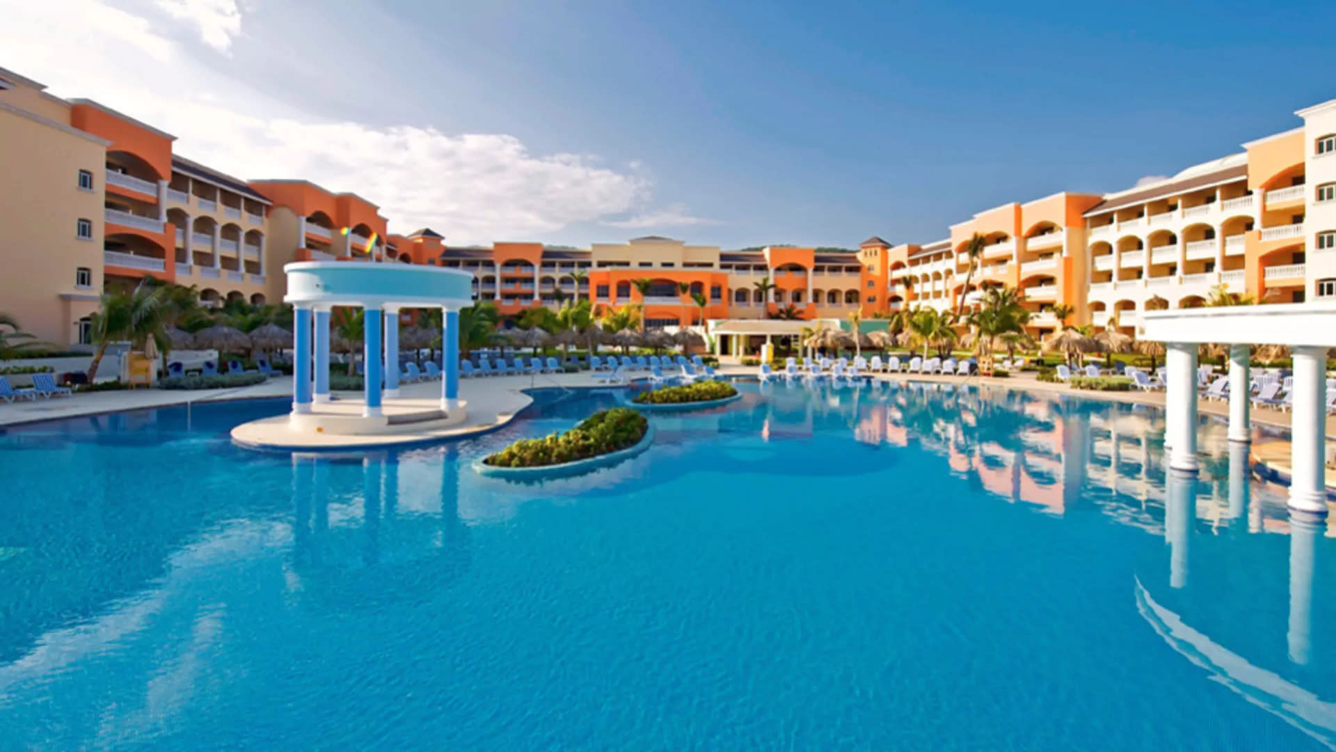 Iberostar Rose Hall Suites Iberostar Rose Hall Suites