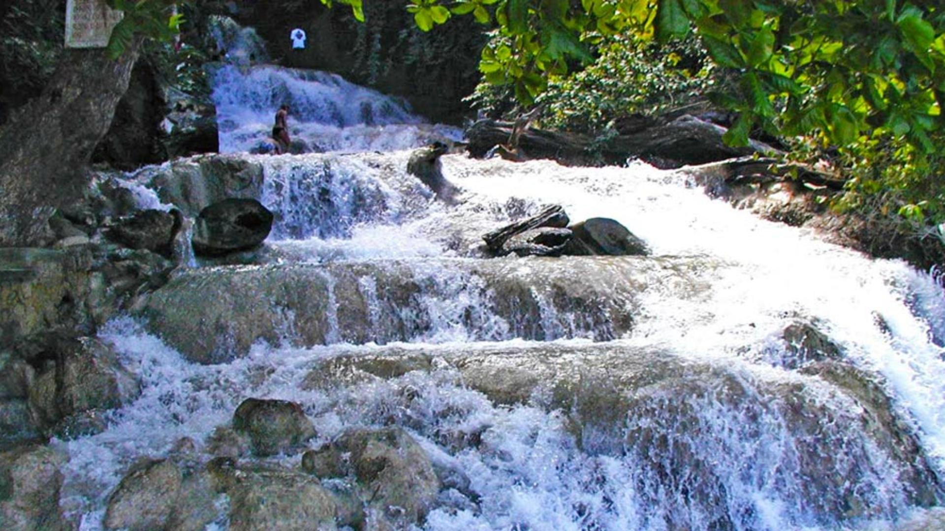 Dunn's River Falls/or_at_dunn67-960X500