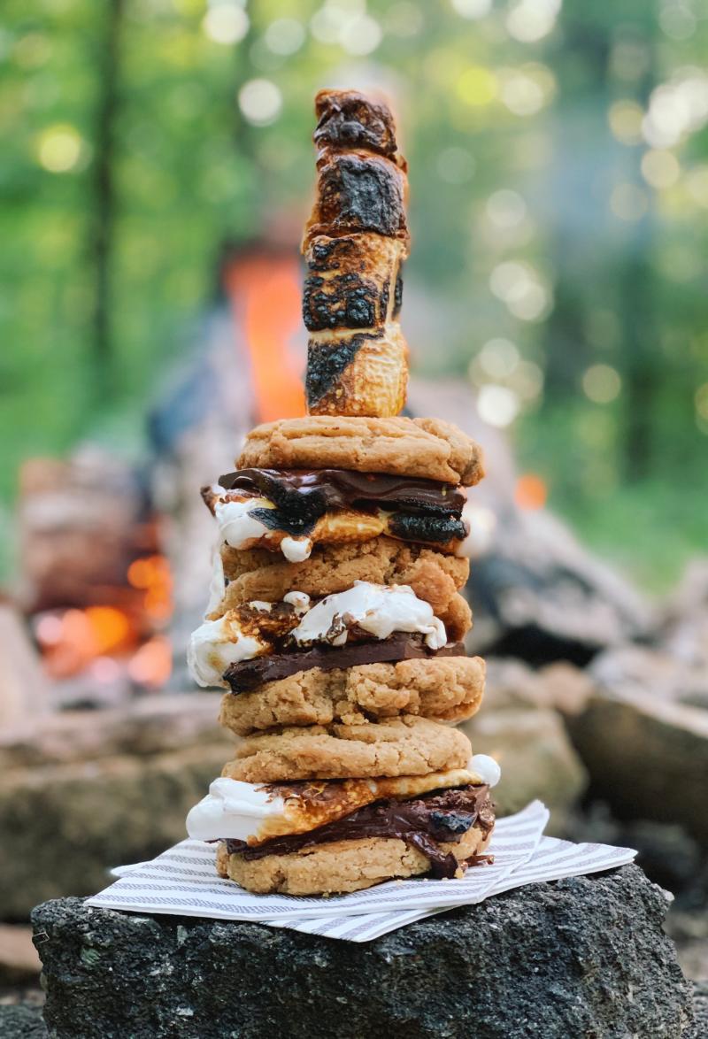 Ready to eat S'mores from Rockabilly Bakery & Café in Huntsville, AL