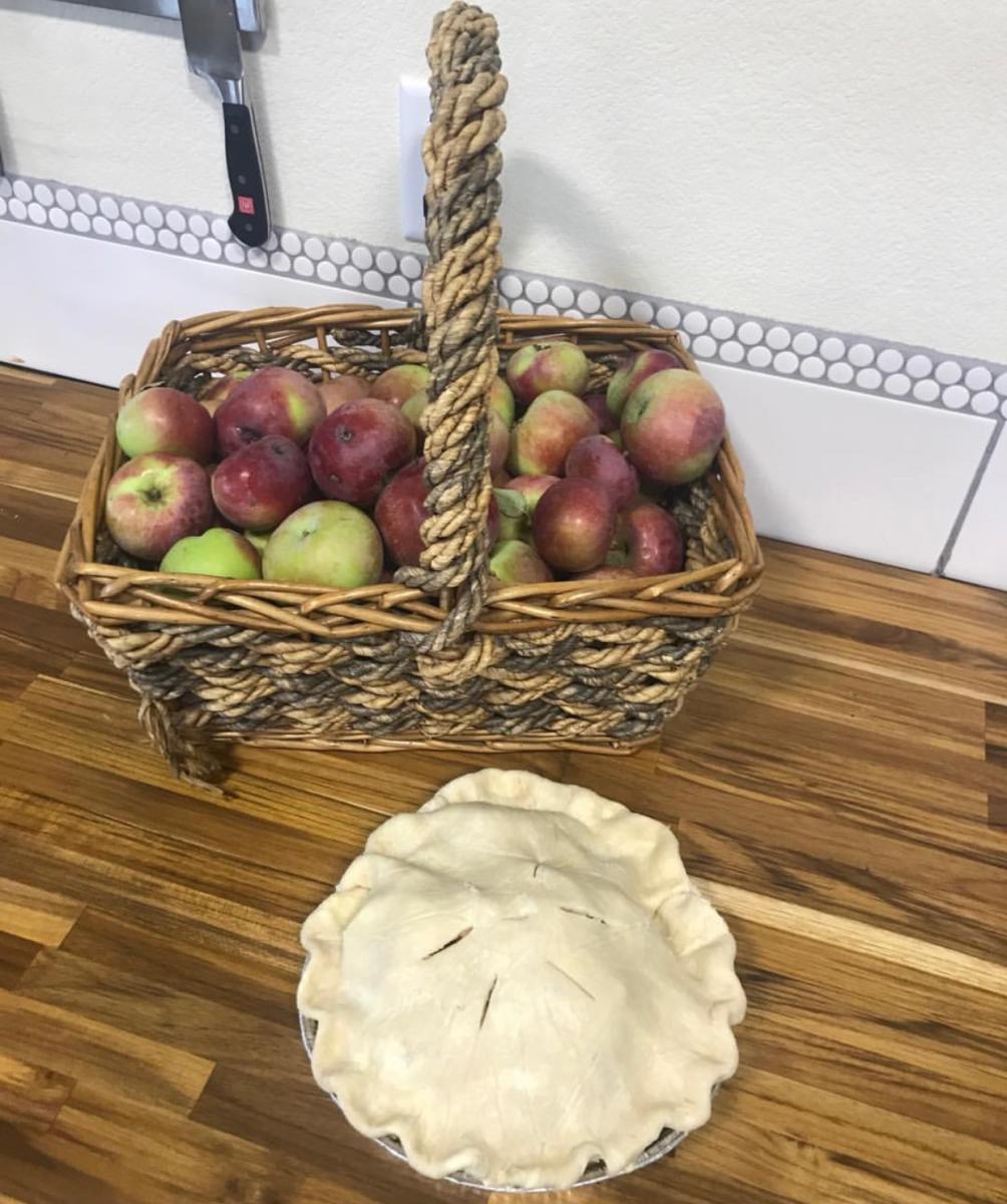 Farm Fusion apples pie