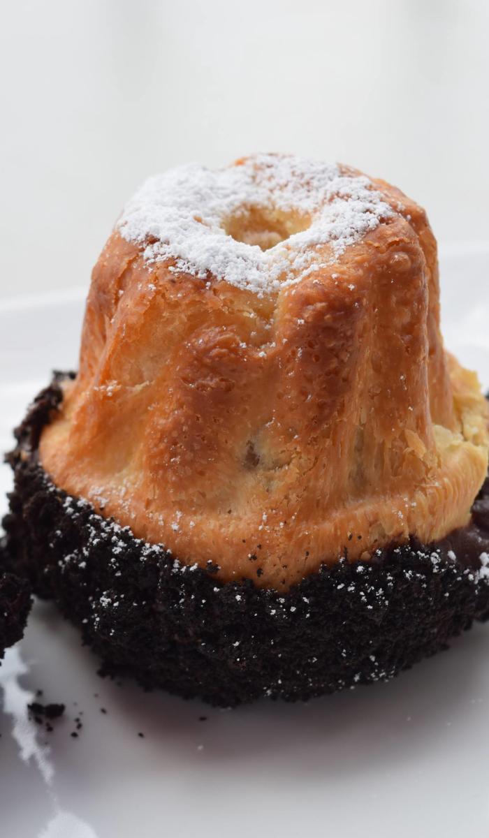 Common Bond Boston Cream Pie