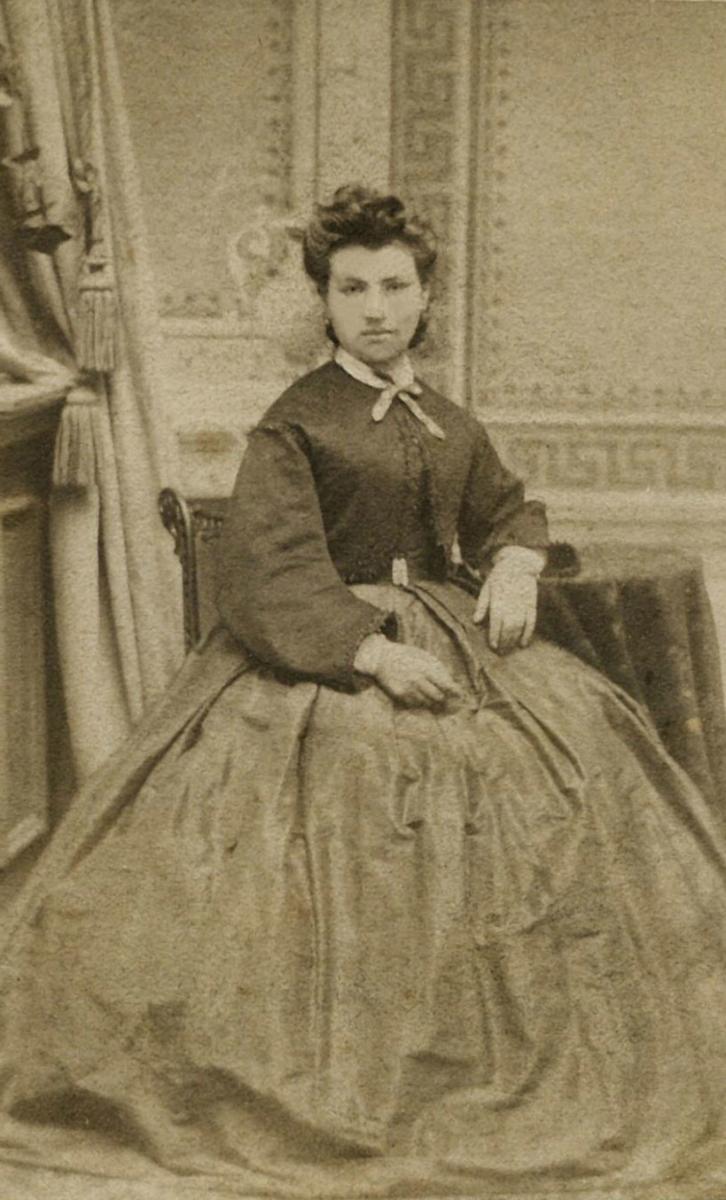 An old portrait photo of Julia Staab at La Posada Hotel in Santa Fe, NM