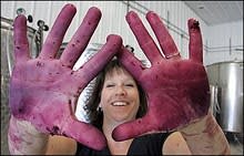 purple_hands