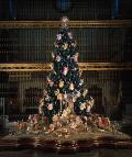 met_christmas_tree.jpg