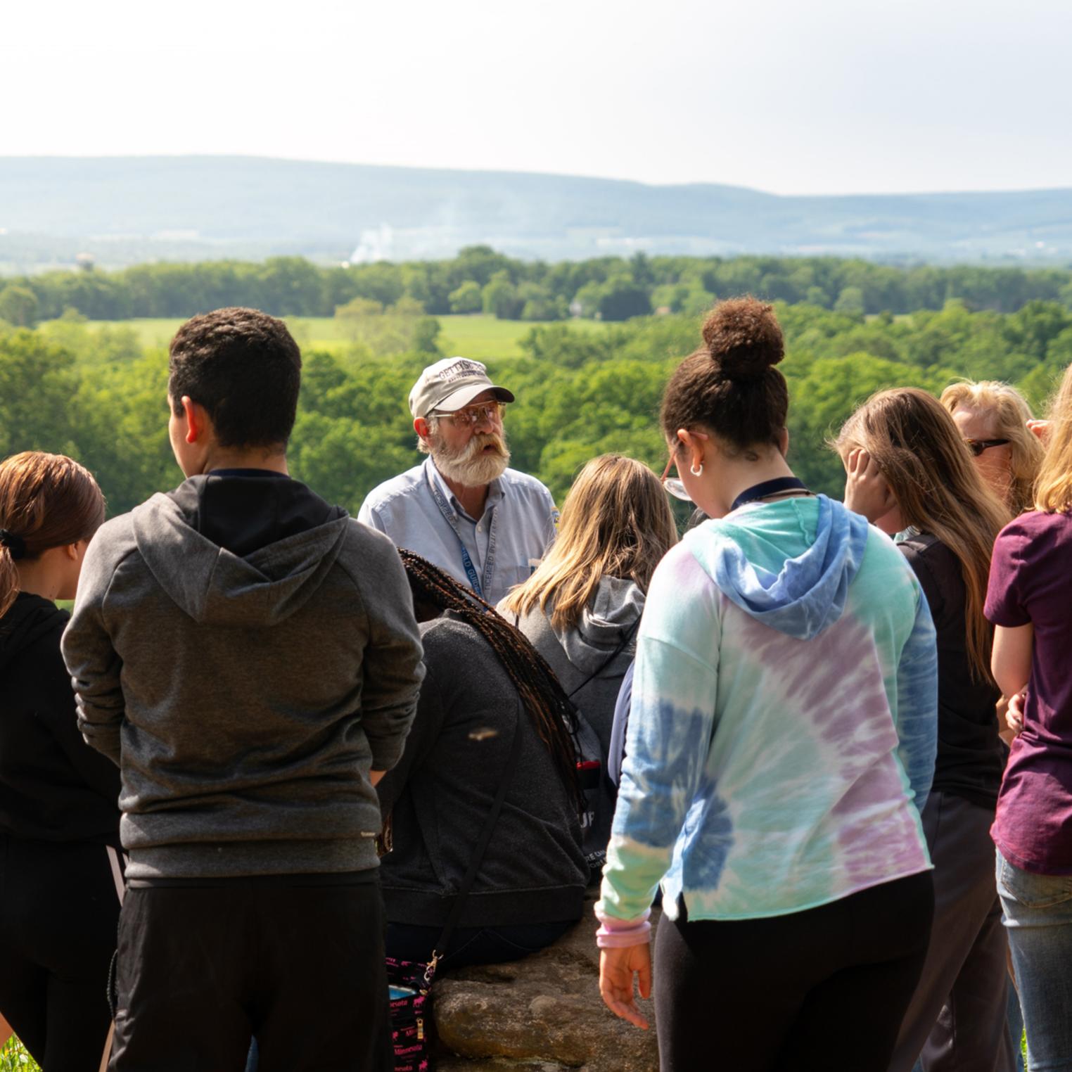 Licensed Battlefield Guided Tour for Students