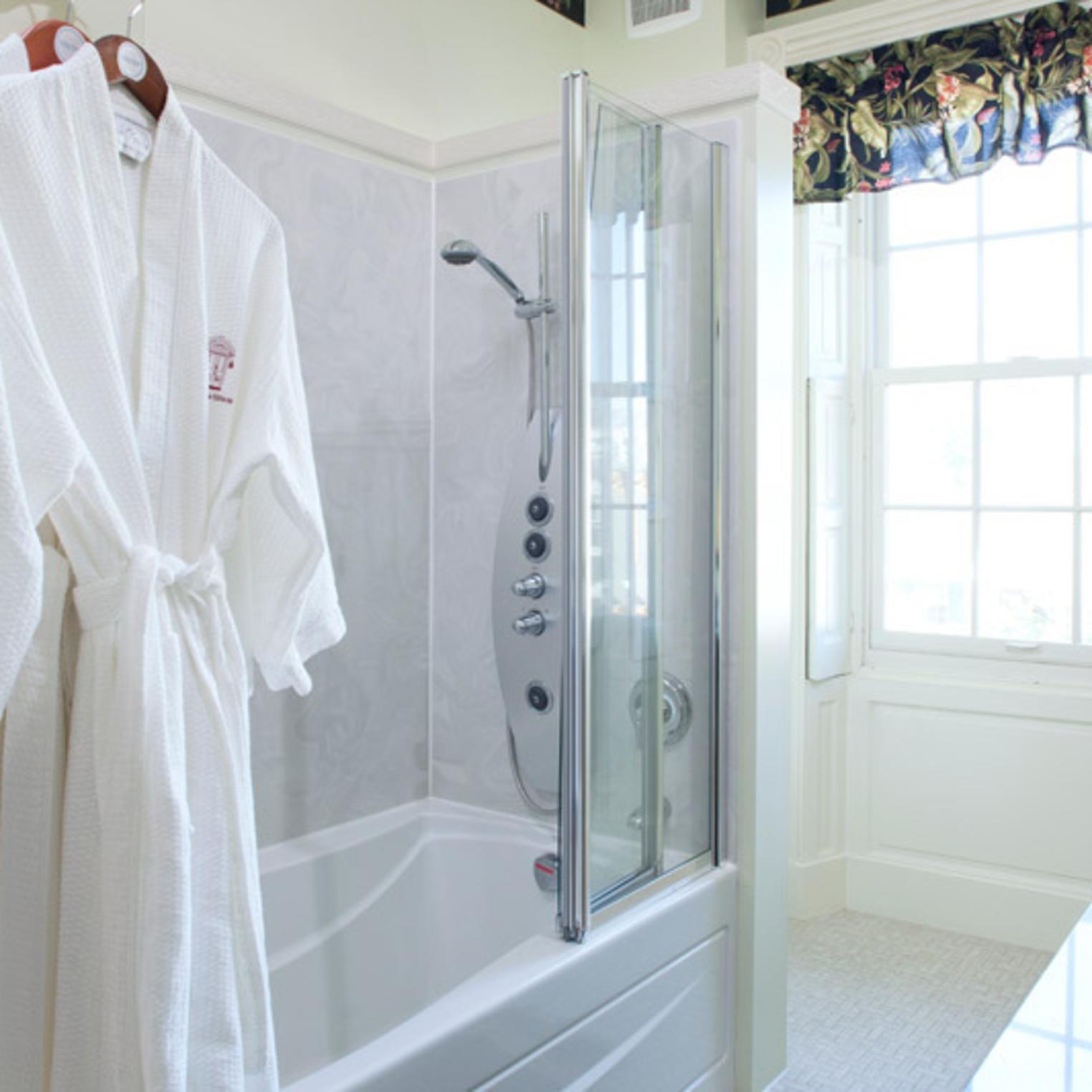 Private Luxurious Bathroom