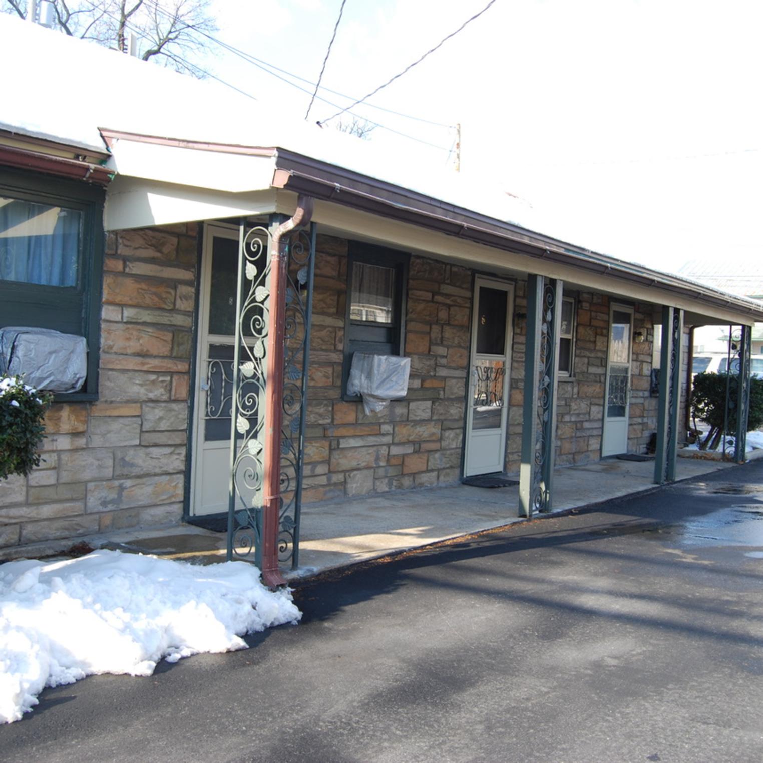 Cumberland Valley Motel Exterior