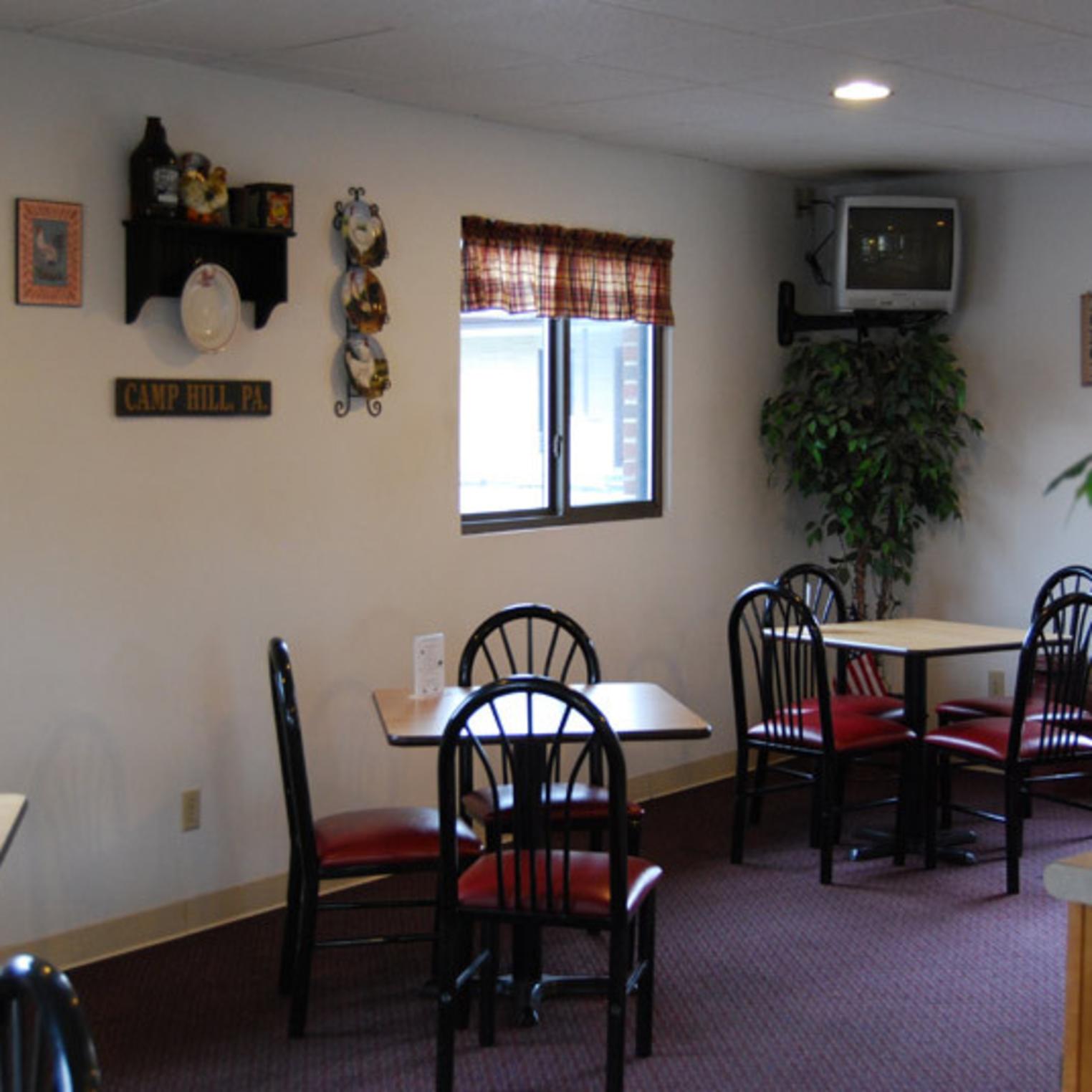 Hampton Inn Breakast Area