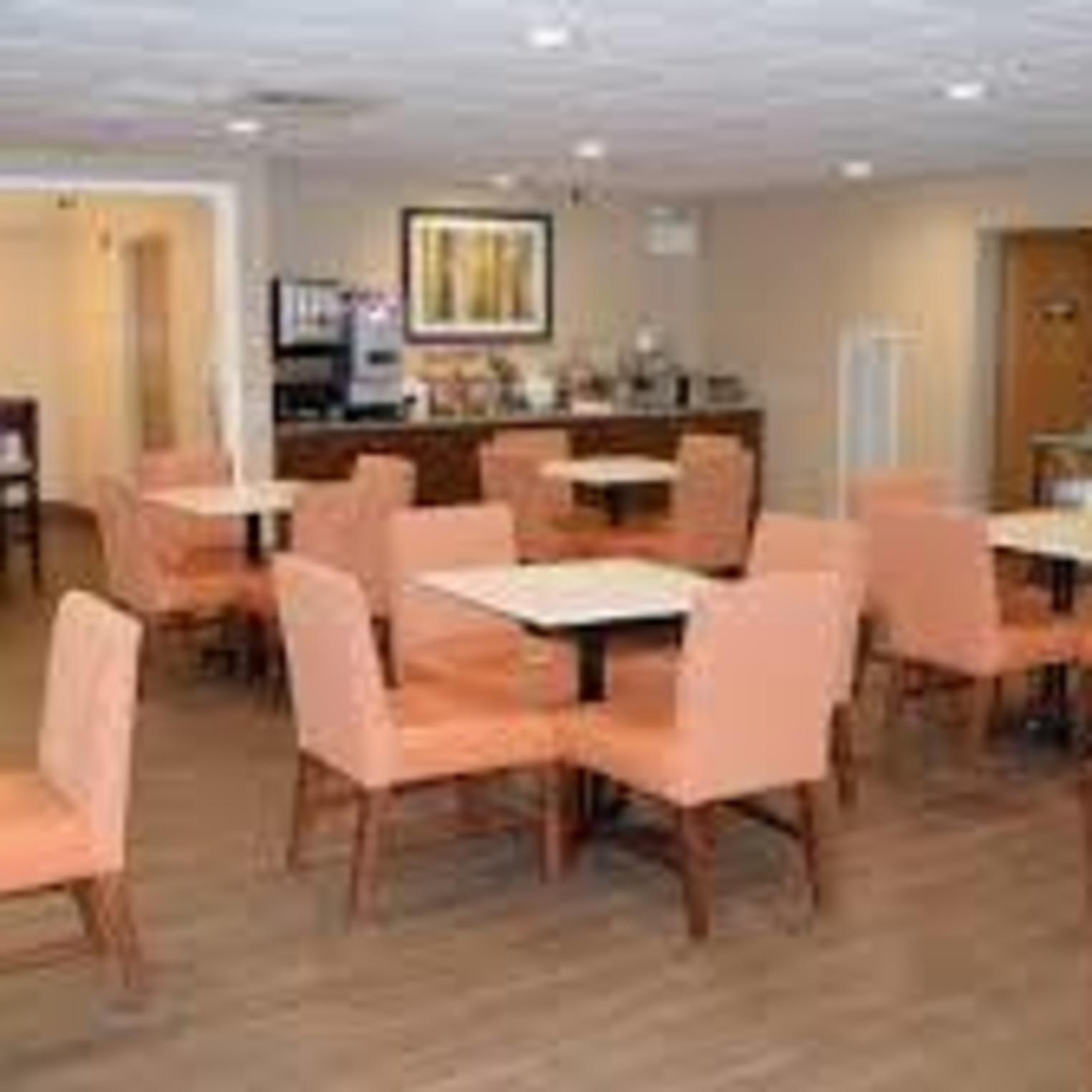 La Qunita Inn & Suites -- Mechanicsburg/Harrisburg