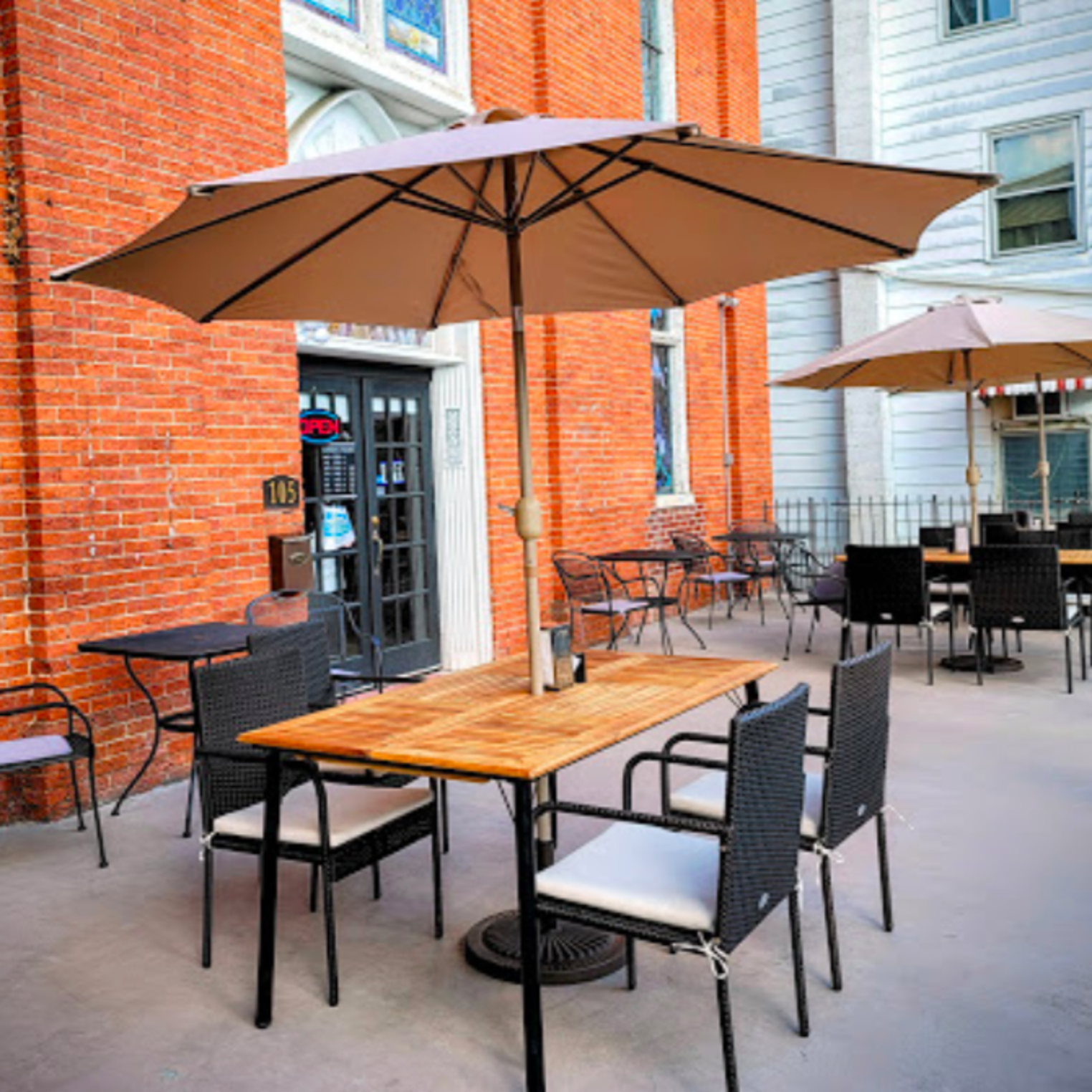 Dalicia Ristorante & Bakery