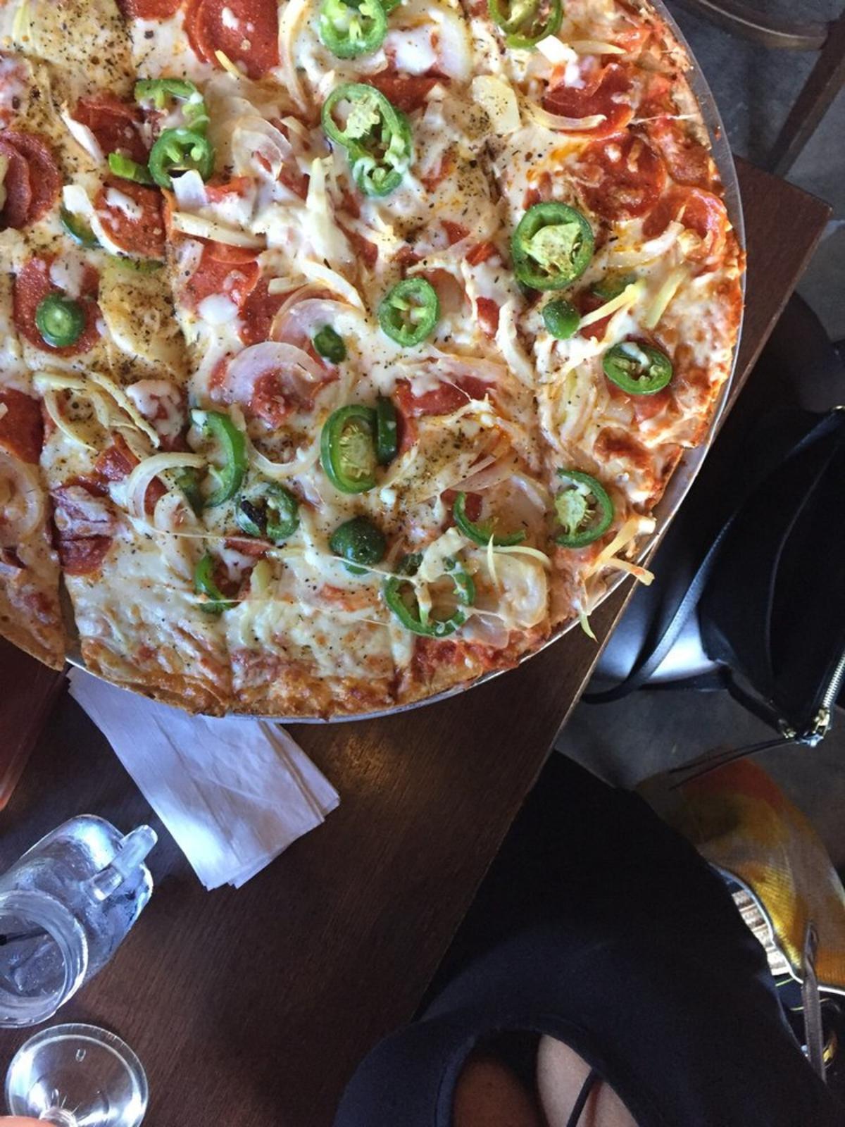 Cruisers Pizza Bar & Grill in Huntington Beach