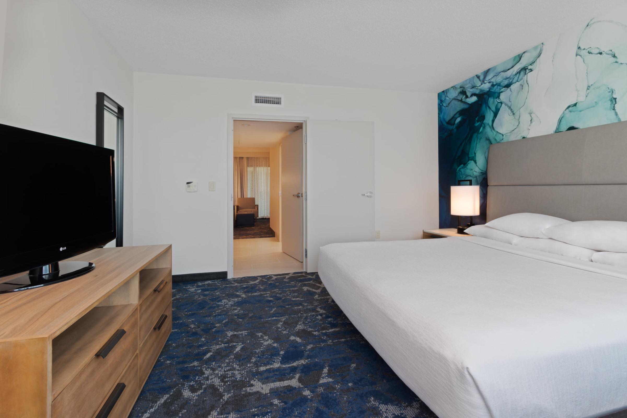 King Sleeping Room