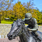 Gwen Reardon Sculpture at Thoroughbred Park