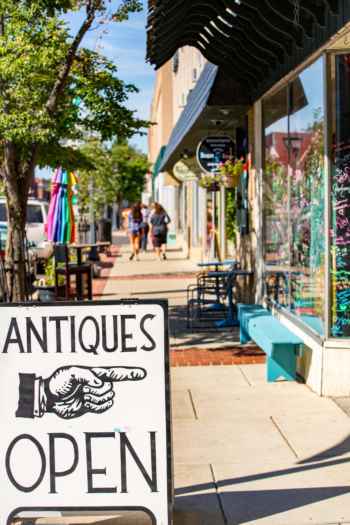 Best Places For Antique Shopping In Michigan's Great Lakes Bay