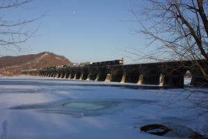 rockville-bridge-longest-stone-masonry-arch-railroad-bridge-harrisburg