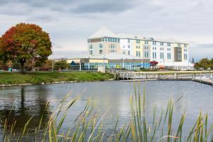 Lakefront Hotels Finger Lakes Ny Tourism Places To Stay