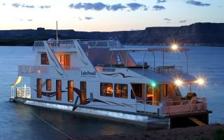 Houseboats