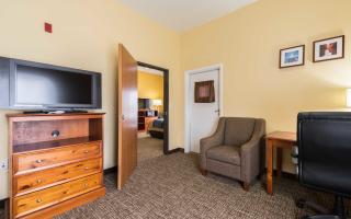 Two Beds Suite
