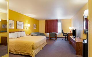 One King Bed Suite