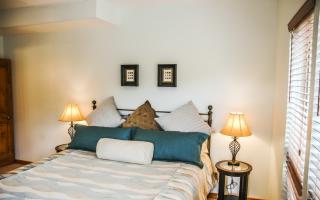 Slot Canyons Inn Calf Creek Room