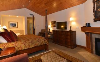 Zermatt Resort Penthouse Suite 2