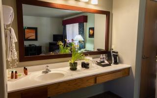 Flanigan's Standard Room 2