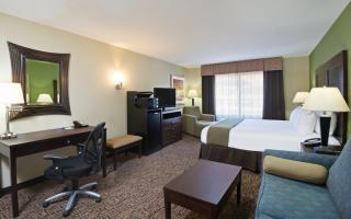 Holiday Inn Richfield Suite 5