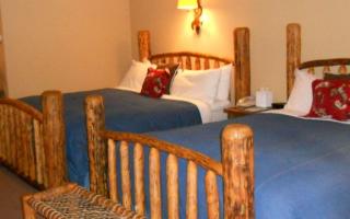 Daniels Summit Fam Room 3