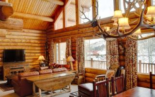 Daniels Summit Lodge Log Home 2