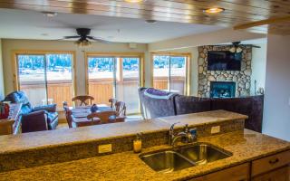 The Lodge at Duck Creek - Wolf 1