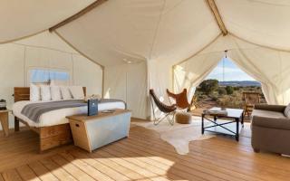 Suite with Kids Tent