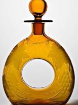 Auroria decanter in “Eng. Grape” pattern, Pairpoint, 1915–1937