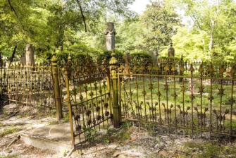 Iron gates at Bellevue Cemetery