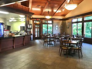 Clubhouse Dining