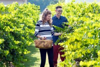 Hinnant-Vineyards-Couple