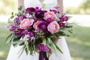 Fall Blackberries Included in the Bouquet (Erika Brown Photography)