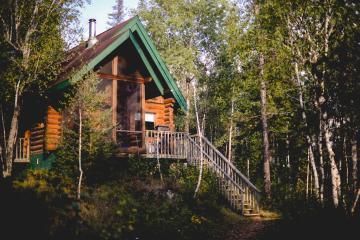 Get Away To A Cabin Or Cottage Experience Manitoba S Lake Life