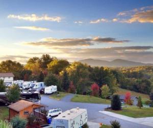 Campgrounds Hostels Asheville Nc S Official Travel Site