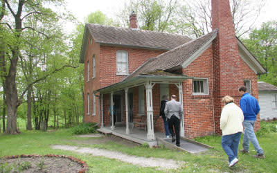 Chellberg Farm Home