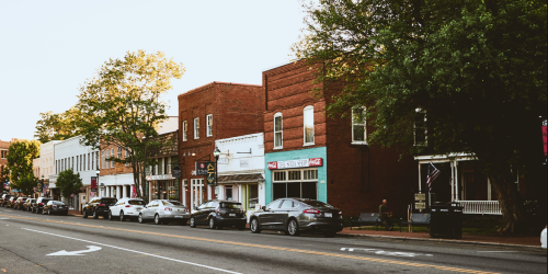 main street zoomed in