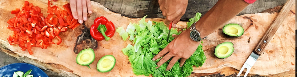 Cooking demonstration, cutting vegetables