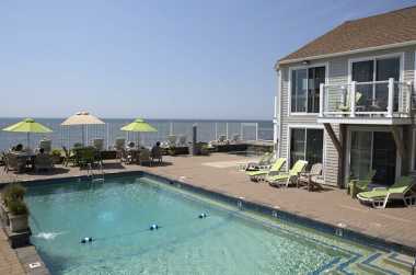 Cape Cod Hotels Beachfront Hotels Resorts In Cape Cod