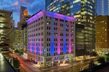 Downtown Houston Things To Do Restaurants Bars Hotels